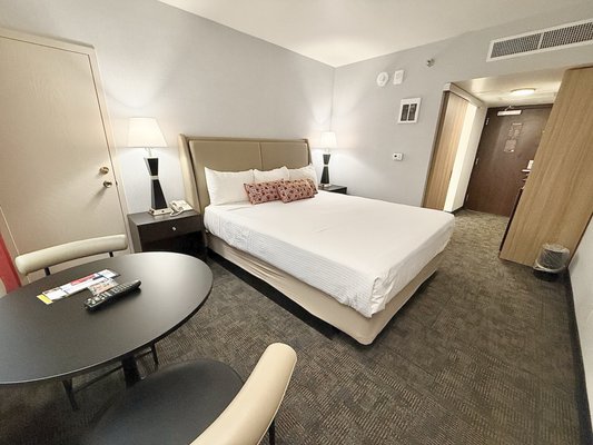 Four Queens Hotel & Casino by null