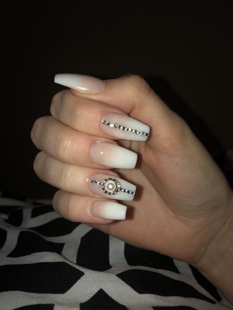 D & J NAILS AND SPA 16 Reviews 3101 Browns Mill Rd, Johnson City, Tennessee Nail Salons