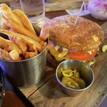 Hideout - burger - Bars Near Me - Honolulu, Hawaii Hideout - burger - Bars Near Me - Honolulu, Hawaii