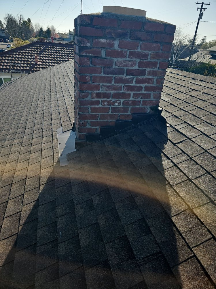 Slide of Econo Roofing