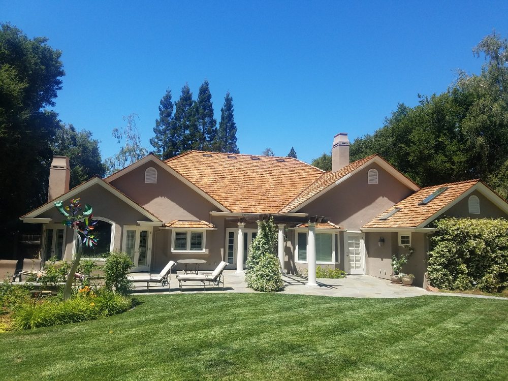 Slide of Shadowfax Roofing & Solar