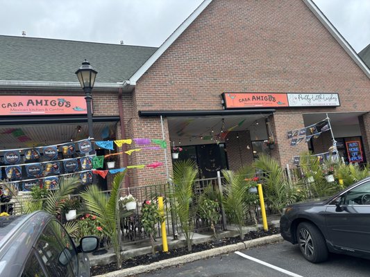 Casa Amigos Mexican Kitchen & Cantina by null