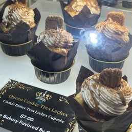 Queen Cookie Tres Leches- Cookie Butter Tres Leches Cupcake
