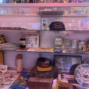 Valley Relics - Museums Near Me - Lake Balboa, California Valley Relics - Museums Near Me - Lake Balboa, California