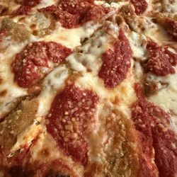 Cristiano's Pizza - Eggplant pizza