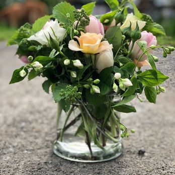 Dragonfly Floral - Florists Near Me - Healdsburg, California