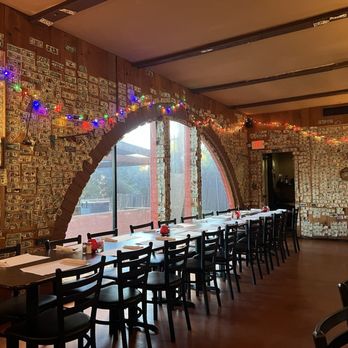 Daisy Mae's Steakhouse - Beautiful décor and relaxing environment - Steakhouses Near Me - Tucson, Arizona