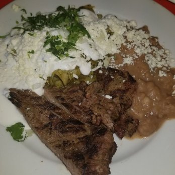 Raizes Mexican Kitchen - Chilaquiles con Arrachera - Mexican Near Me - Stafford, Texas Raizes Mexican Kitchen - Chilaquiles con Arrachera - Mexican Near Me - Stafford, Texas