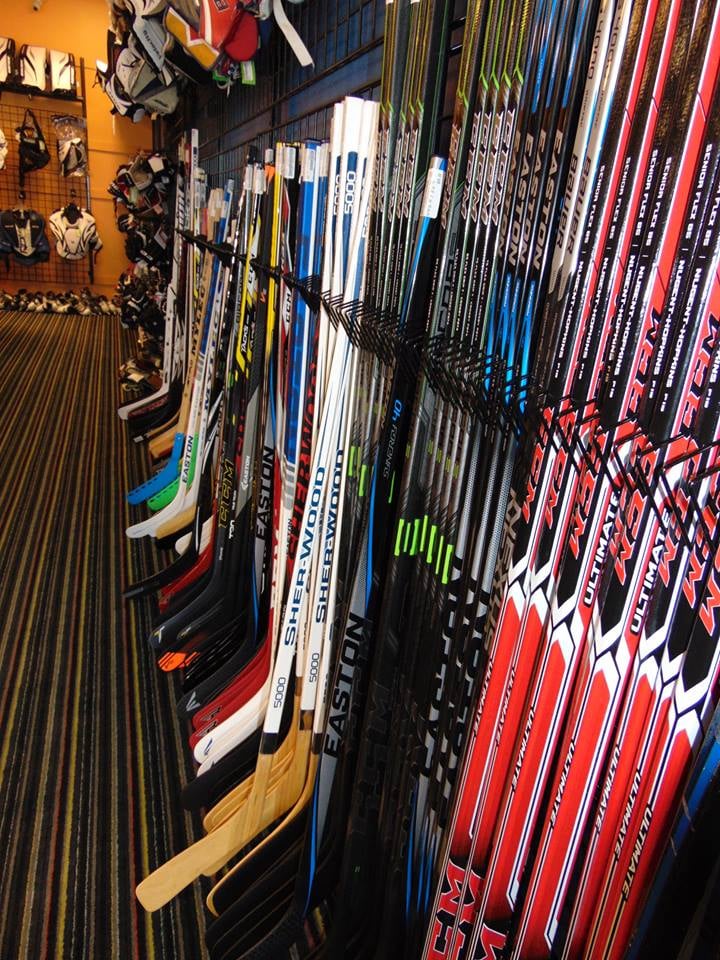 PLAY IT AGAIN SPORTS Updated September 2024 234 Mid Rivers Ctr, Saint Peters, Missouri