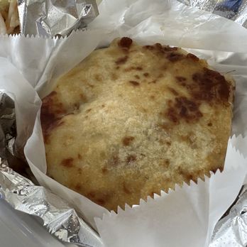 Deliciosas Pupusas - Pupusas #1 (pork, cheese and bean) - Salvadoran Near Me - Los Angeles, California