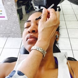 Henna Beauty Spot Salon & Spa - I absolutely love the eyebrow tinting. Sakina had magic hands.