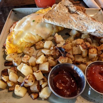 First Watch - Ham and gruyere cheese omelette - Cafes Near Me - Tempe, Arizona