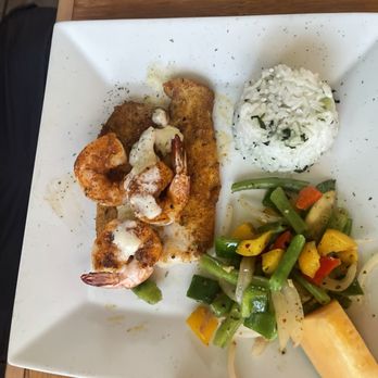 Sonoran Grill - Blackened founder fish with shrimp - Seafood Near Me - Puerto Peñasco, SON