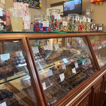 Pat's Porch - Inside - Candy Stores Near Me - Catonsville, Maryland Pat's Porch - Inside - Candy Stores Near Me - Catonsville, Maryland