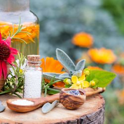 Iris Ratowsky - Safe and gentle homeopathic medicines