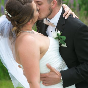 Harmony Photography - Wedding Photos - Session Photography Near Me - Puyallup, Washington Harmony Photography - Wedding Photos - Session Photography Near Me - Puyallup, Washington