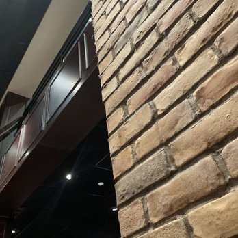 Houlihan's - Dusty walls, zoom in so you can see multiple dust fuzz. - Bars Near Me - Paramus, New Jersey Houlihan's - Dusty walls, zoom in so you can see multiple dust fuzz. - Bars Near Me - Paramus, New Jersey