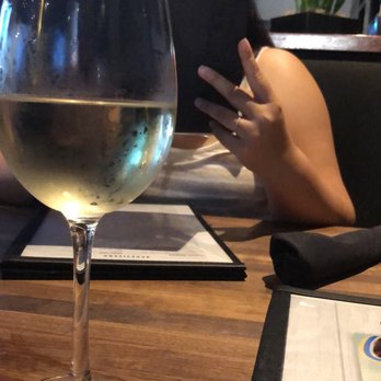 Yard House - Moscato wine - New American Near Me - Costa Mesa, California