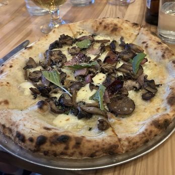 GIA MIA - Elmhurst - Wild Mushroom Pizza - Italian Near Me - Elmhurst, Illinois GIA MIA - Elmhurst - Wild Mushroom Pizza - Italian Near Me - Elmhurst, Illinois
