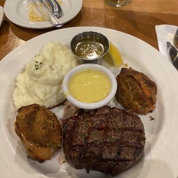 Cafe - The Common Market - Surf and Turf - Cafes Near Me - Quincy, Massachusetts Cafe - The Common Market - Surf and Turf - Cafes Near Me - Quincy, Massachusetts