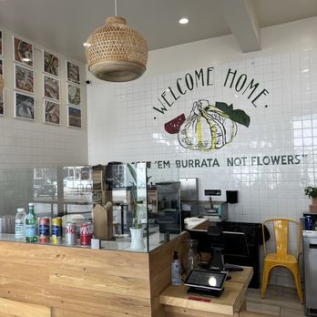 Burrata House - IG: happyfoodieoc - Italian Near Me - West Hollywood, California Burrata House - IG: happyfoodieoc - Italian Near Me - West Hollywood, California