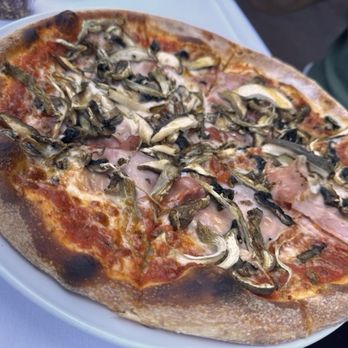 Ca' Dario - Goleta - Prosciutto Cotto Pizza - Italian Near Me - Goleta, California