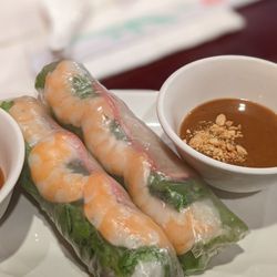 Spring rolls with pork and shrimp