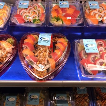 Publix - a variety of food in plastic containers - Grocery Near Me - Charlotte, North Carolina Publix - a variety of food in plastic containers - Grocery Near Me - Charlotte, North Carolina