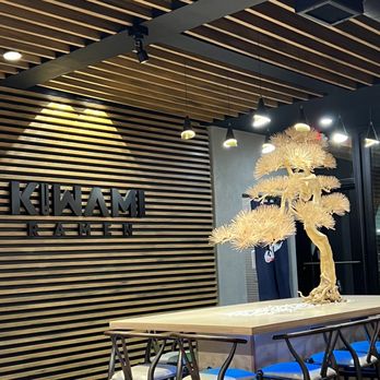 Kiwami Ramen - Beautiful atmosphere. - Ramen Near Me - Tucson, Arizona Kiwami Ramen - Beautiful atmosphere. - Ramen Near Me - Tucson, Arizona