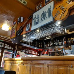 Le bar.