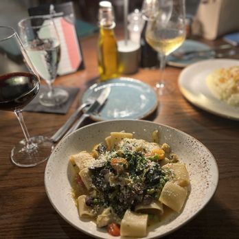 Barbatella - Mezzi Paccheri Primavera - Italian Near Me - Naples, Florida