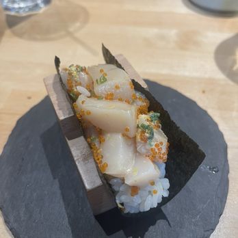 Hello Temaki - Sushi Bars Near Me - Elk Grove, California