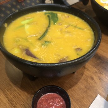 Max's Restaurant - Seattle - Filipino Near Me - Tukwila, Washington