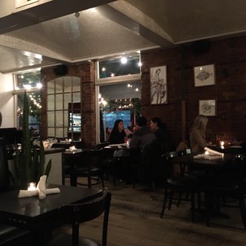 The Clam - Inside - Seafood Near Me - New York, New York
