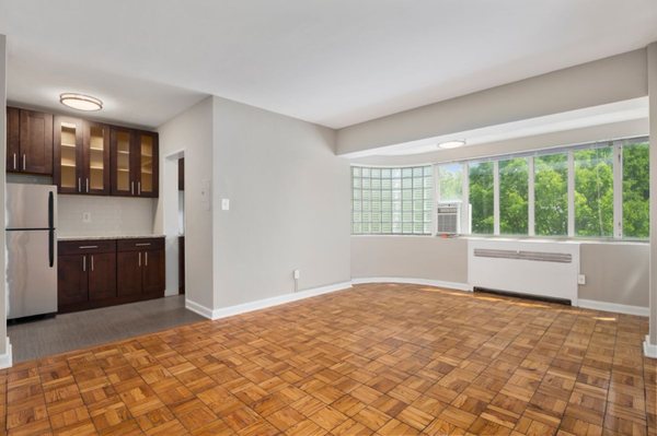 2100 Connecticut Avenue Apartments