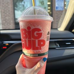 7-Eleven - Cherry slurpee