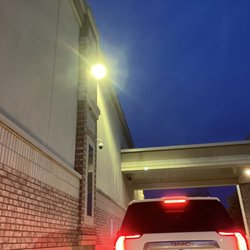 Kroger Pharmacy - Waiting in the drive through lane