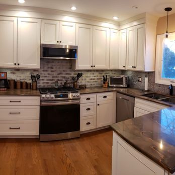 Marble & Granite Tech - a clean kitchen - Flooring Near Me - Barrington, Illinois