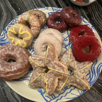 Doughnut Plant - Donuts Near Me - Brooklyn, New York