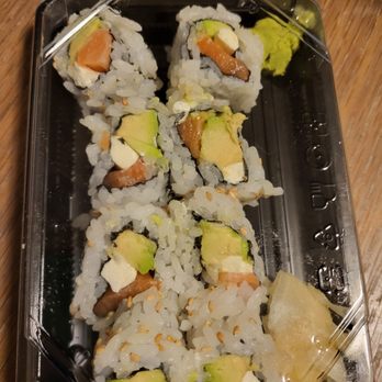 Hi Sushi - Philly roll - Japanese Near Me - Cheyenne, Wyoming