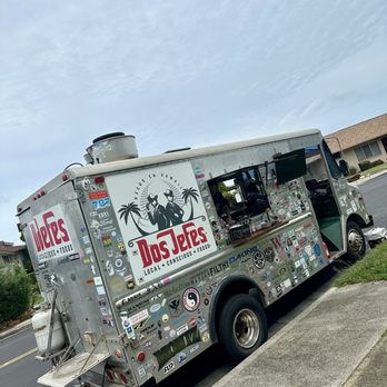 Dos Jefes - Best tacos come from trucks!! - Tacos Near Me