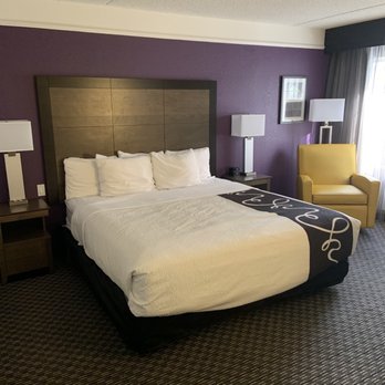 La Quinta by Wyndham Flagstaff - Hotel room - Hotels Near Me - Flagstaff, Arizona