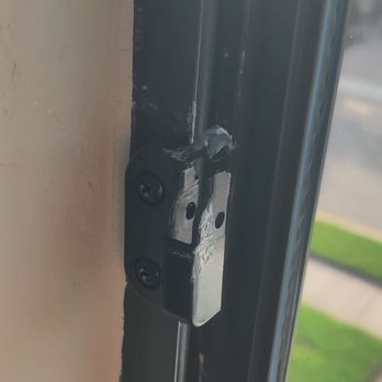 Window Genie of Naples - Window lock that was broken - Window Washing Near Me - Naples, Florida