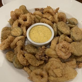 Halyards Restaurant - Crispy Fried Calamari - Seafood Near Me - Saint Simons Island, Georgia