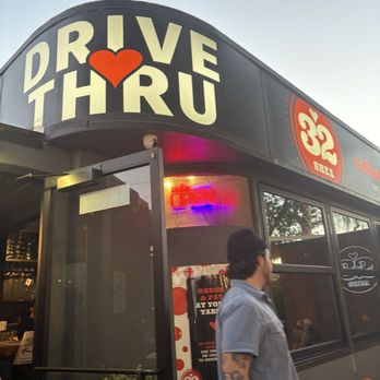 32 Shea - Coffee & Tea Near Me - Phoenix, Arizona