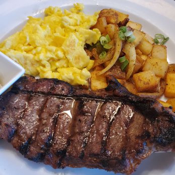 M.A.C. 24/7 - NEW YORK STRIP with house potatoes eggs - American Near Me - Honolulu, Hawaii
