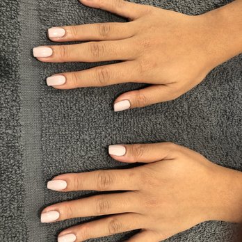 Luna Luxe Nail Loft - Gel manicure done by Sophia - Nail Salons Near Me - Tampa, Florida