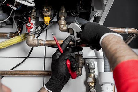 G & S Plumbers Logo