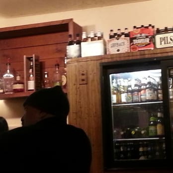 Peanut Bar Restaurant - Bar area - American Near Me - Reading, Pennsylvania