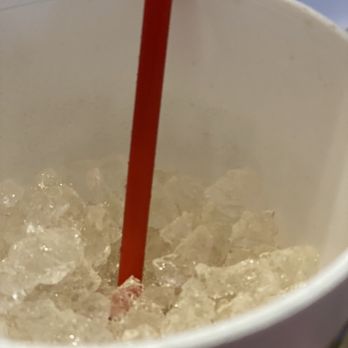 Braum's - Cup full of ice and very little soda - Ice Cream & Frozen Yogurt Near Me - Cleburne, Texas